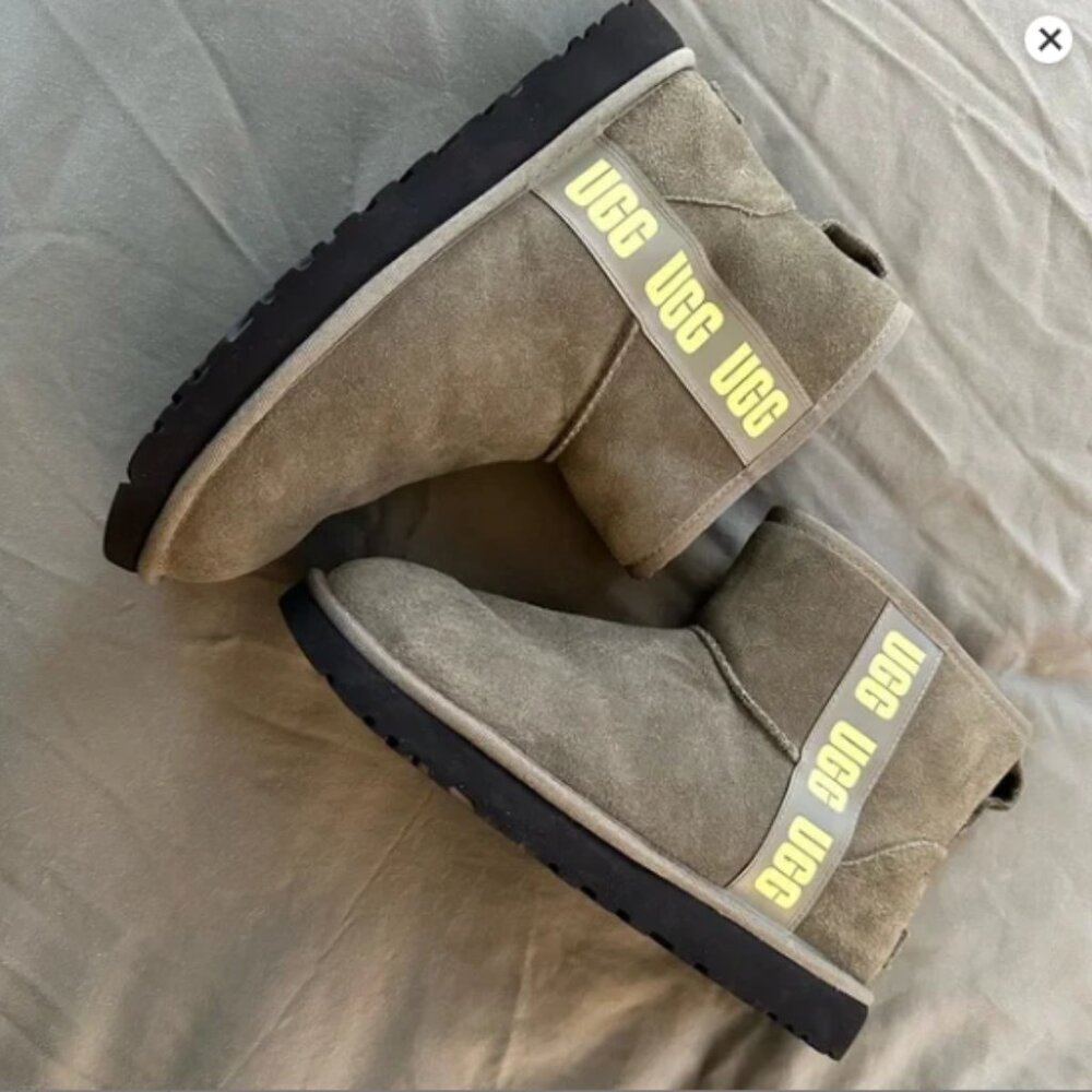 UGG Classic Mini Side Logo, Burnt Olive/Pollen